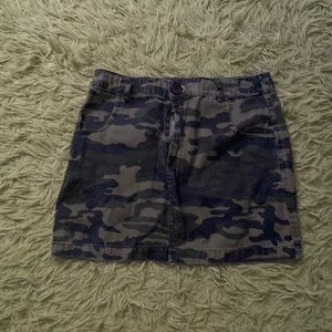 mini camo skirt